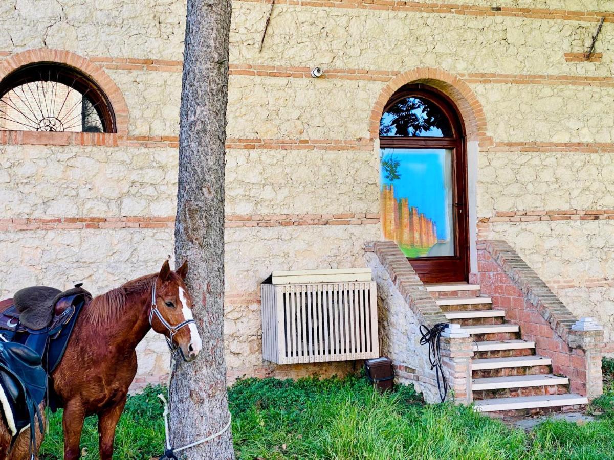 Medieval Relais - Top Location มอนตังญานา ภายนอก รูปภาพ